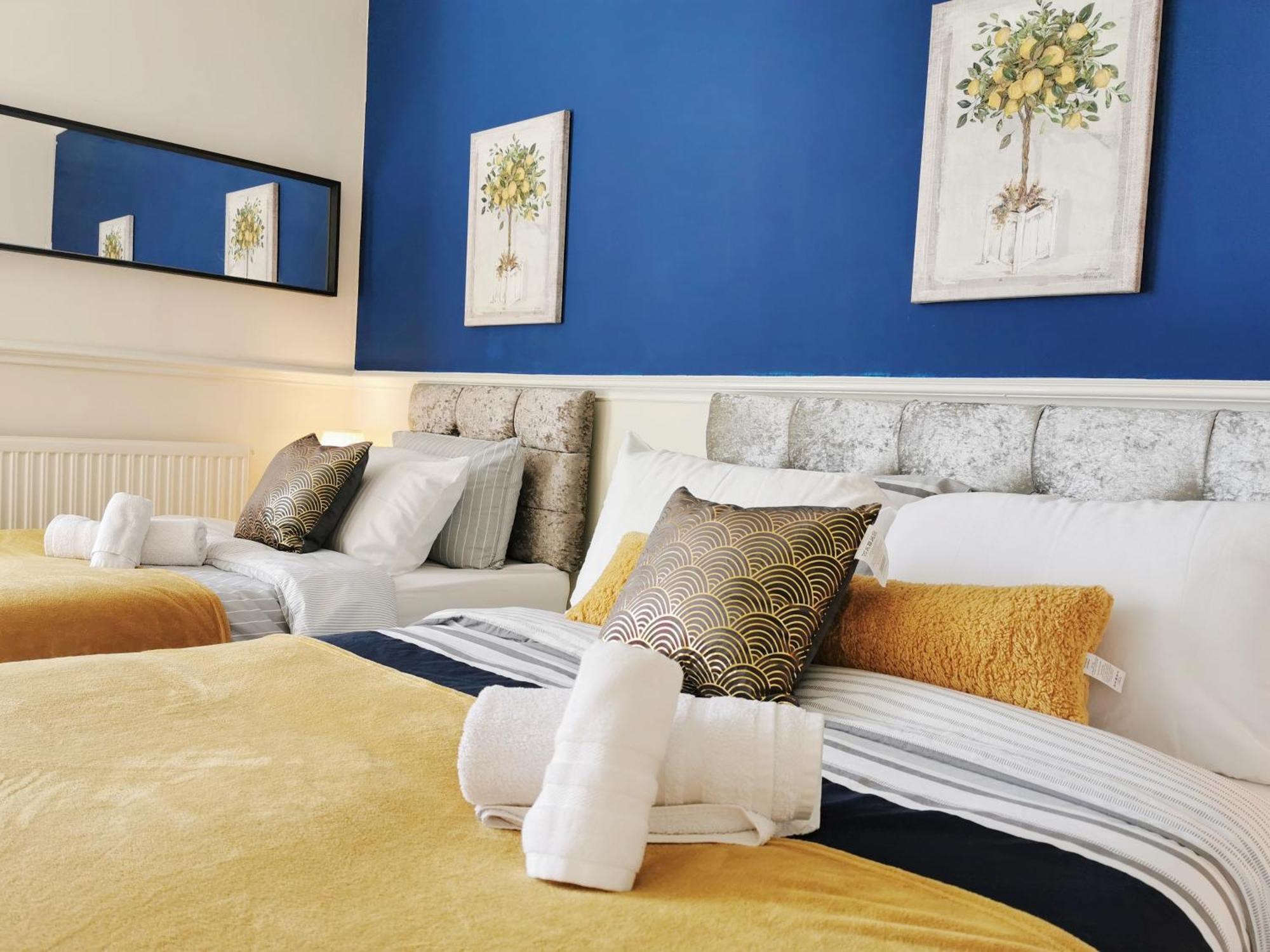 Summer Lane House-3 Bedrooms-Close To M1-Longer Stay-Free Parking Барнслі Екстер'єр фото