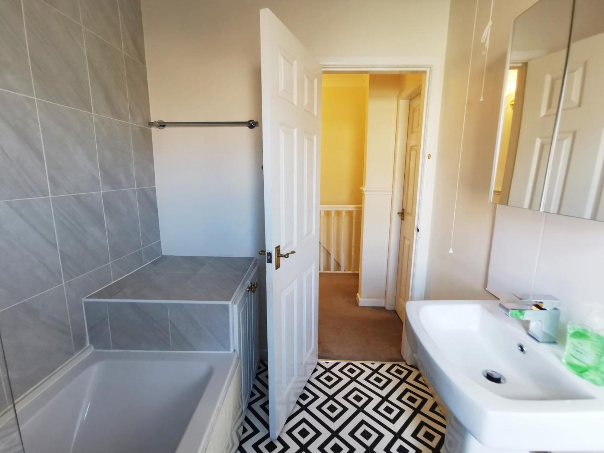 Summer Lane House-3 Bedrooms-Close To M1-Longer Stay-Free Parking Барнслі Номер фото